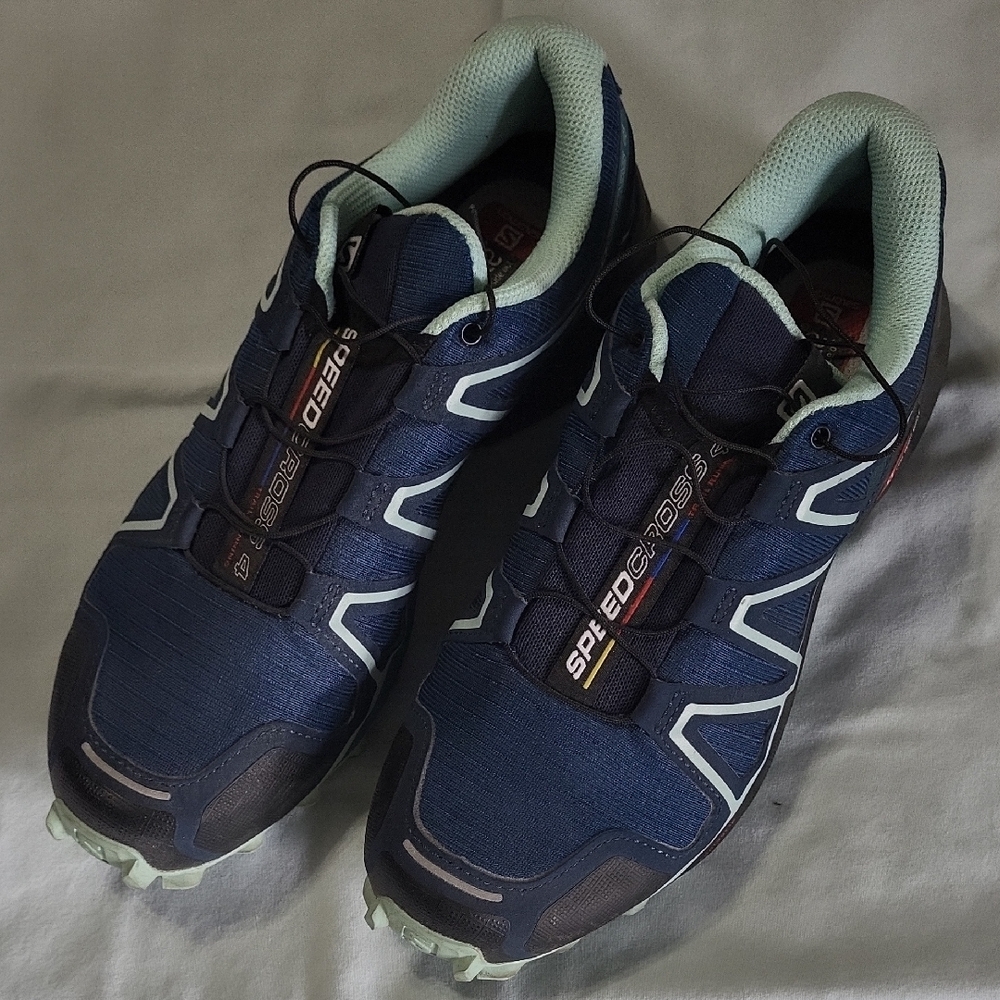 Salomon Womens Size 8 Speedcross Navy and Mint Athletic Shoes WOMENS